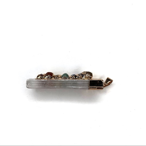 ❎SOLD Selenite Gemstone 7 Chakras Pendant Necklace - Picture 4 of 9